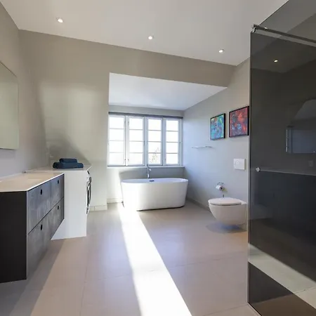 Aday - Modern Living - Cozy - Center Bed & Breakfast
